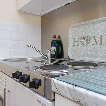 St Mary'S - Modern Central Huge Studio Apartments サウサンプトン 部屋 写真
